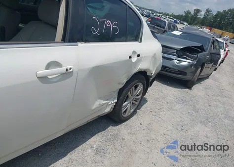 2013 Infiniti G37 Journey из США, поврежденный, VIN JN1CV6AP8DM303140